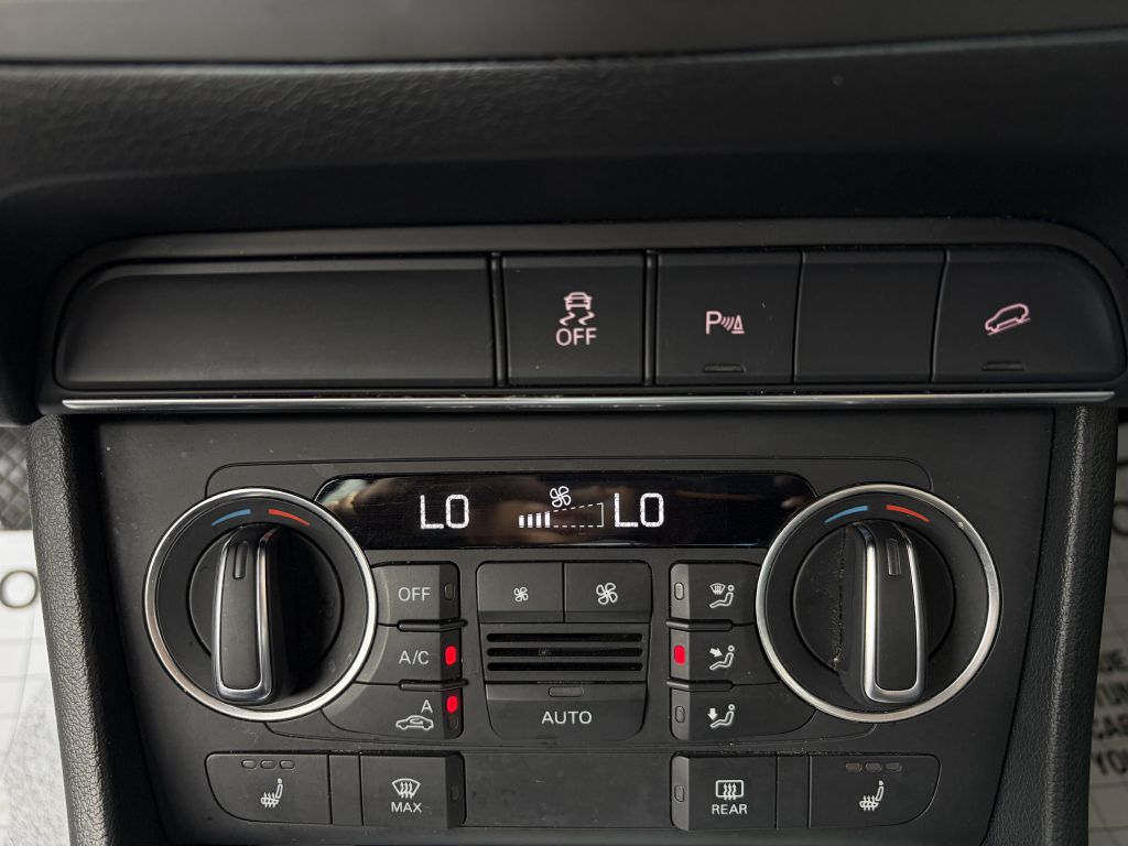 Photo 50 of this AUDI Q3