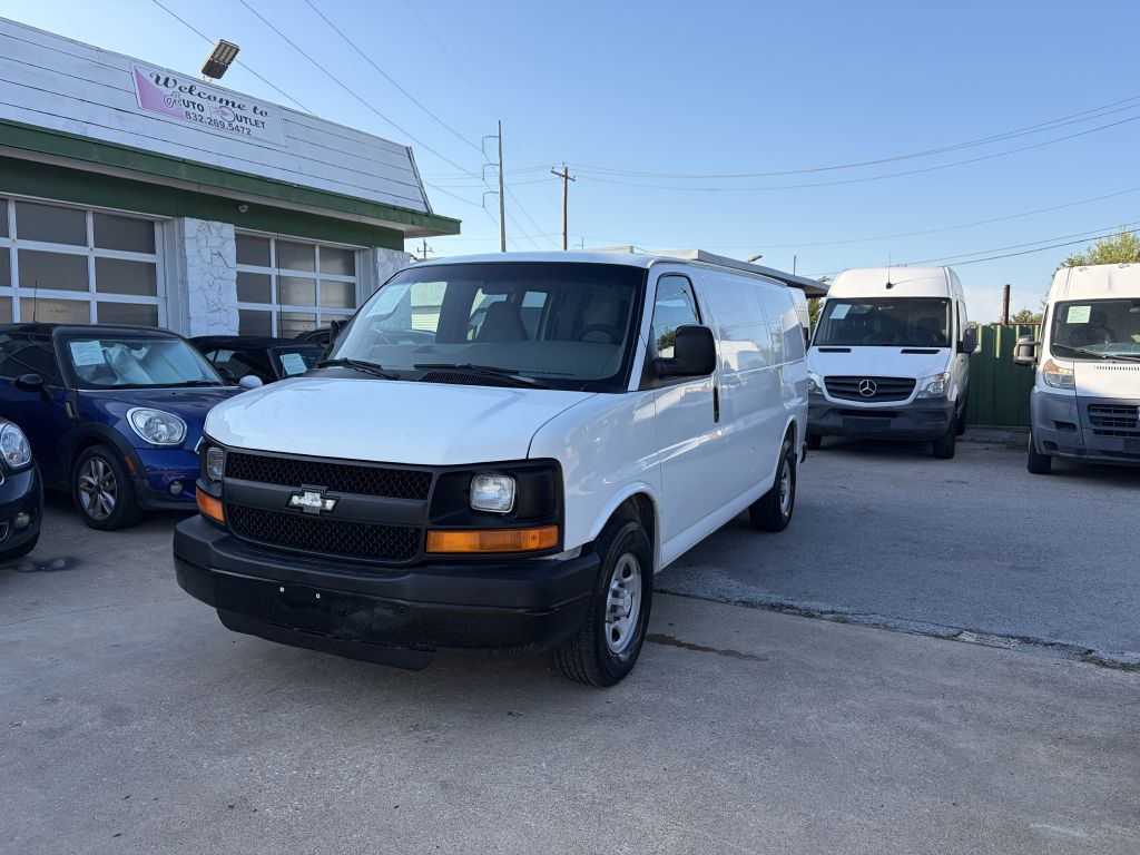 Photo 2 of this CHEVROLET EXPRESS G1500