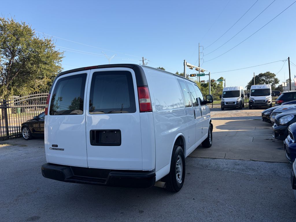 Photo 9 of this CHEVROLET EXPRESS G1500