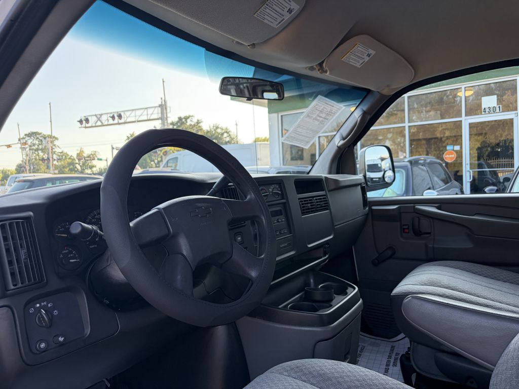 Photo 13 of this CHEVROLET EXPRESS G1500