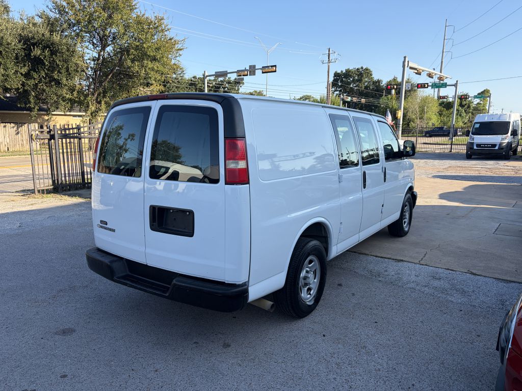 Photo 33 of this CHEVROLET EXPRESS G1500