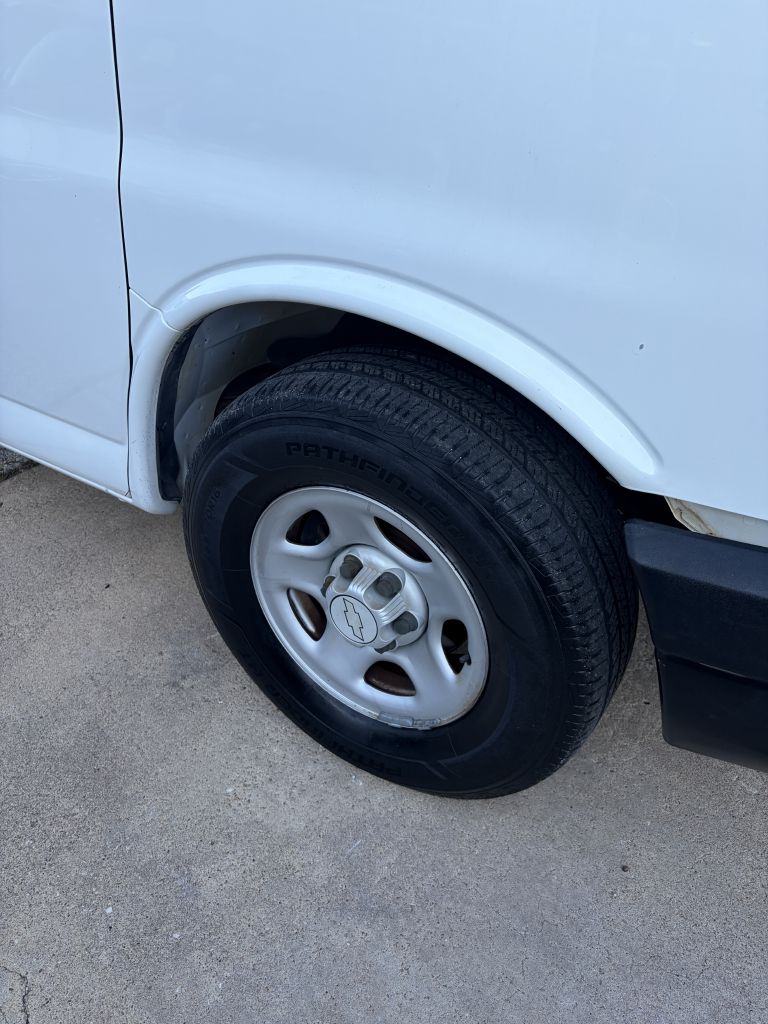 Photo 42 of this CHEVROLET EXPRESS G1500