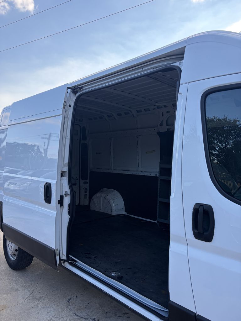 Photo 13 of this RAM PROMASTER 2500