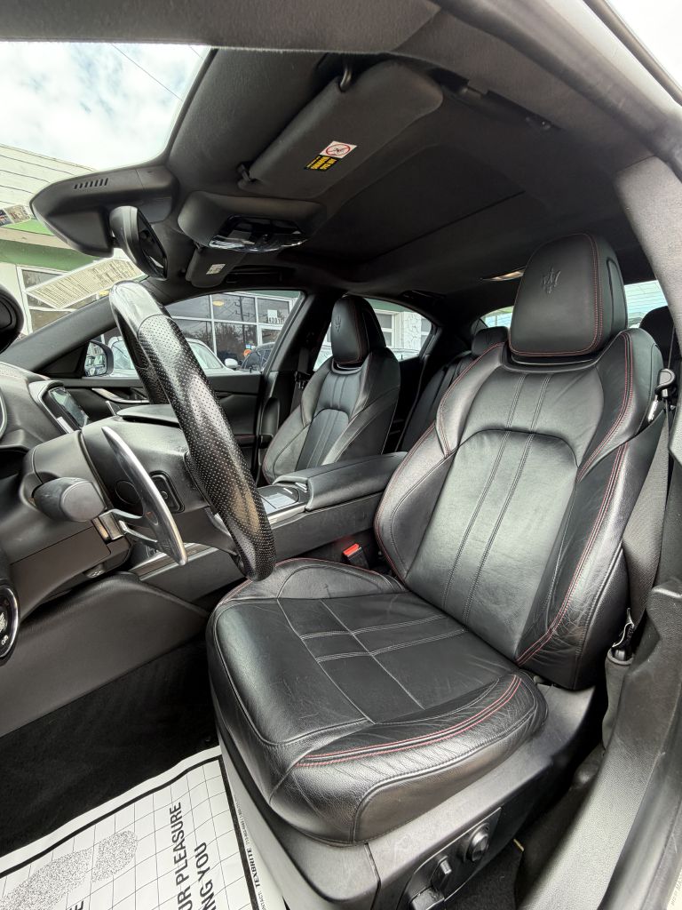 Photo 51 of this MASERATI GHIBLI