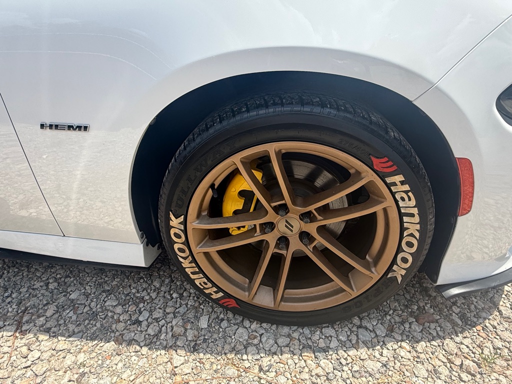 Photo 10 of this DODGE CHARGER