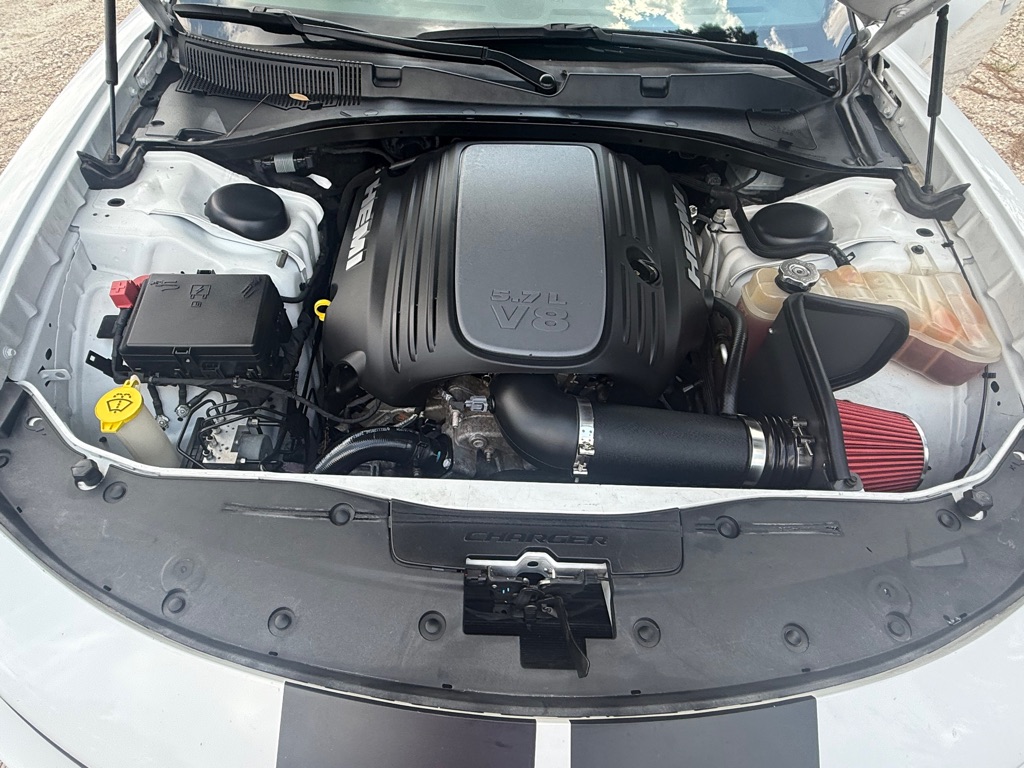 Photo 33 of this DODGE CHARGER