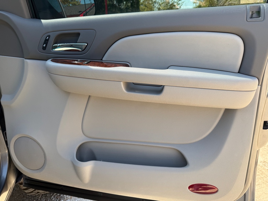 Photo 29 of this CHEVROLET SILVERADO 1500