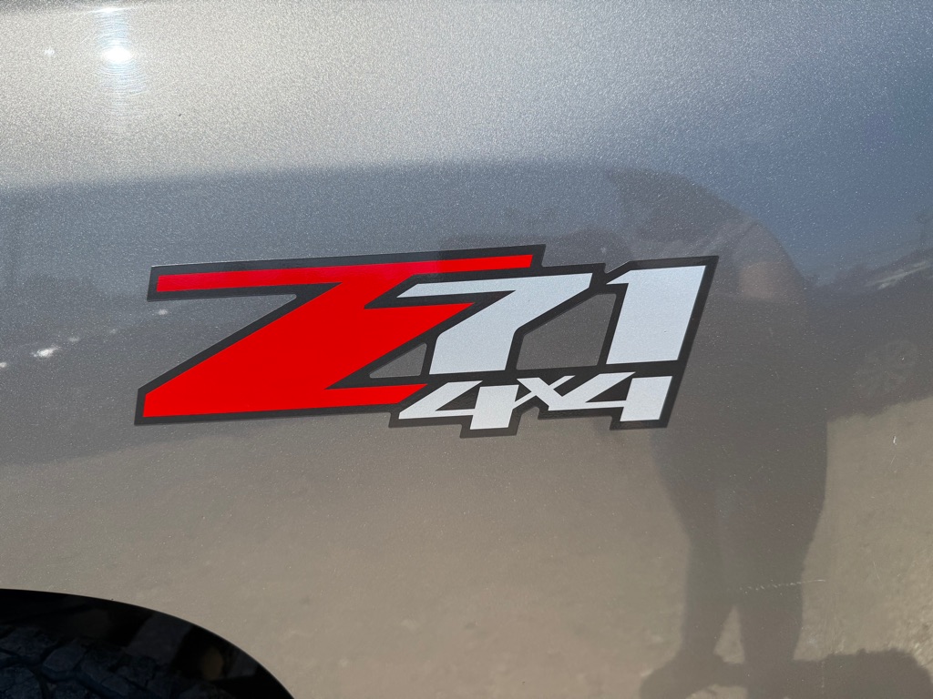 Photo 14 of this CHEVROLET SILVERADO 1500
