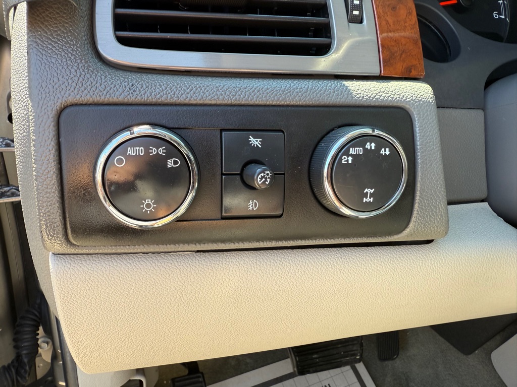 Photo 17 of this CHEVROLET SILVERADO 1500