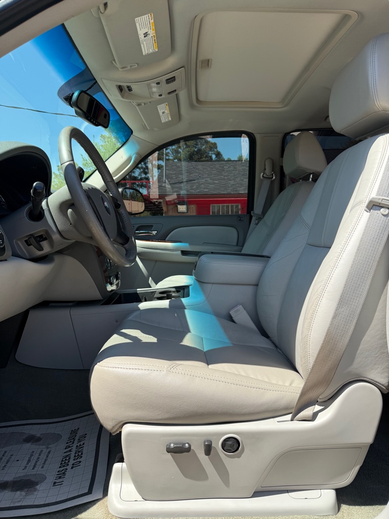 Photo 19 of this CHEVROLET SILVERADO 1500