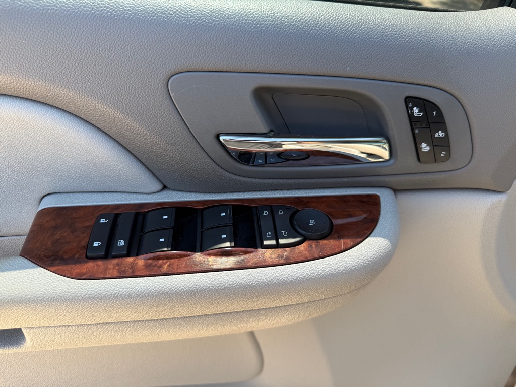 Photo 16 of this CHEVROLET SILVERADO 1500