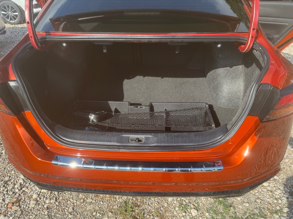 Photo 9 of this NISSAN ALTIMA