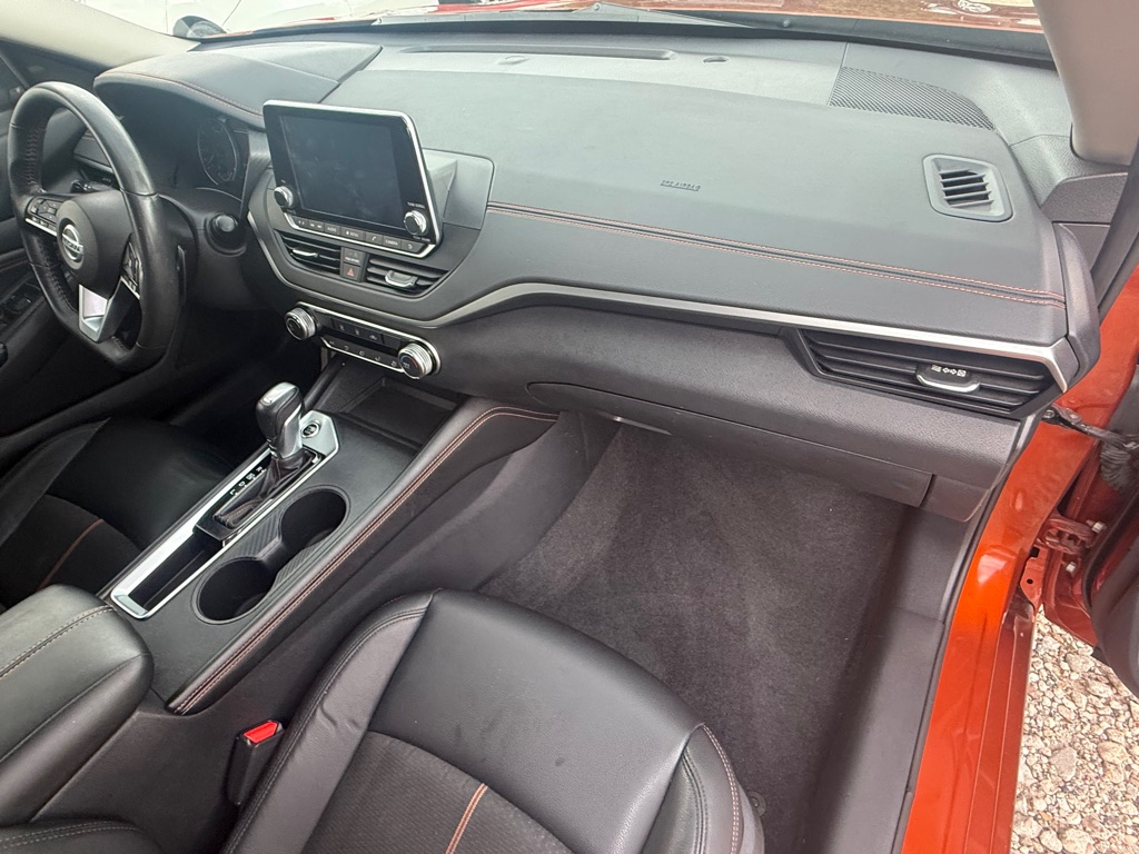 Photo 24 of this NISSAN ALTIMA