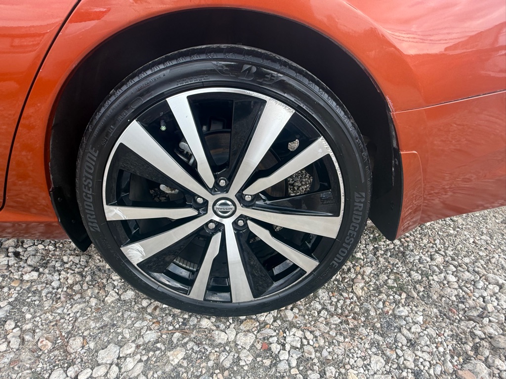Photo 36 of this NISSAN ALTIMA