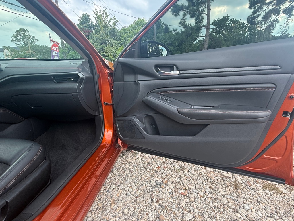 Photo 23 of this NISSAN ALTIMA