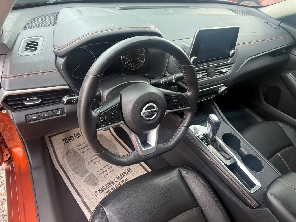 Photo 13 of this NISSAN ALTIMA