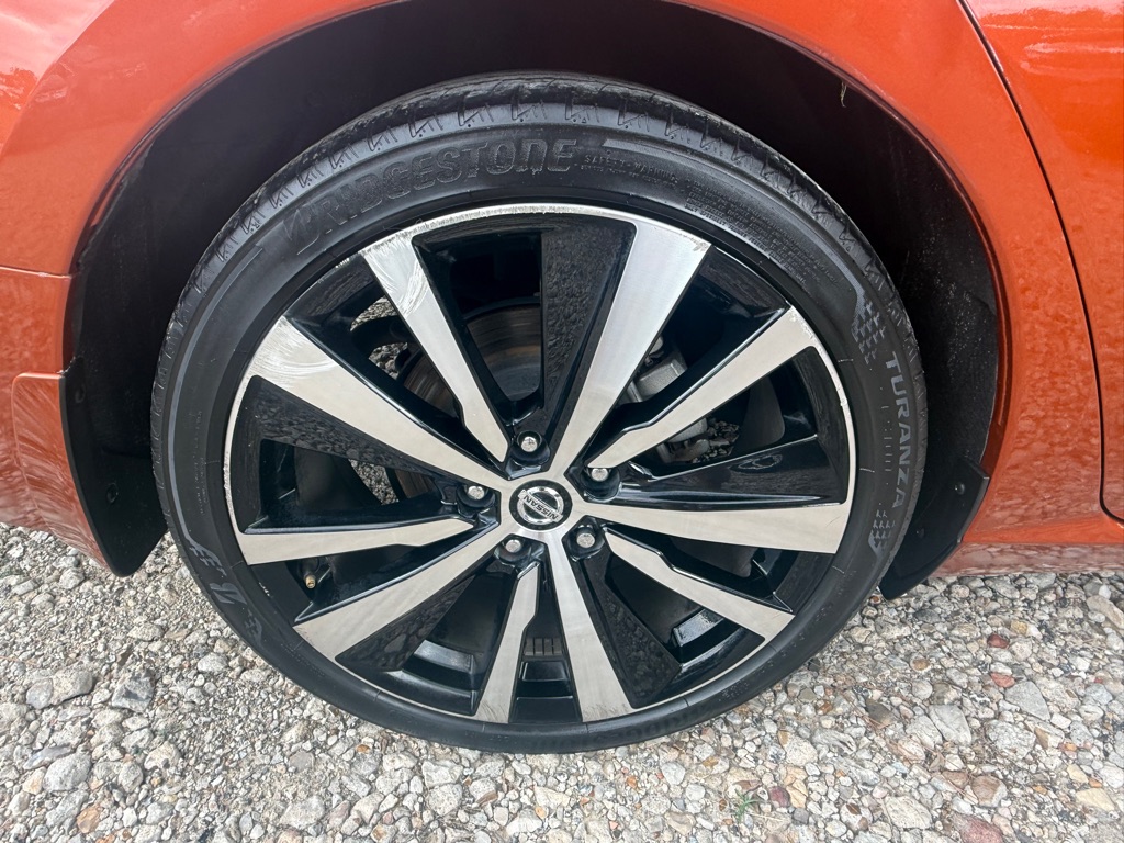 Photo 35 of this NISSAN ALTIMA