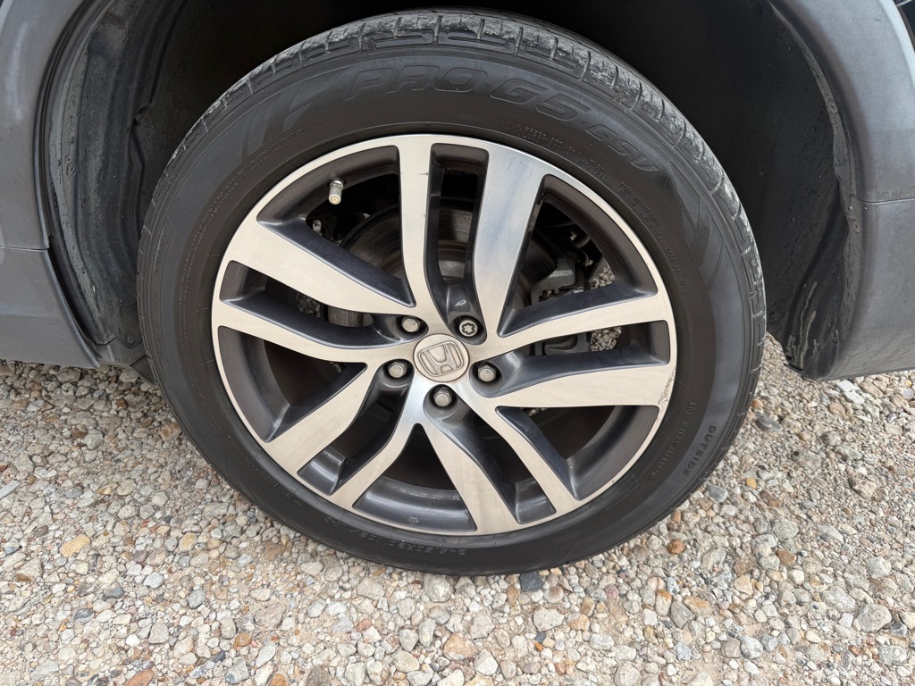 Photo 10 of this HONDA PILOT