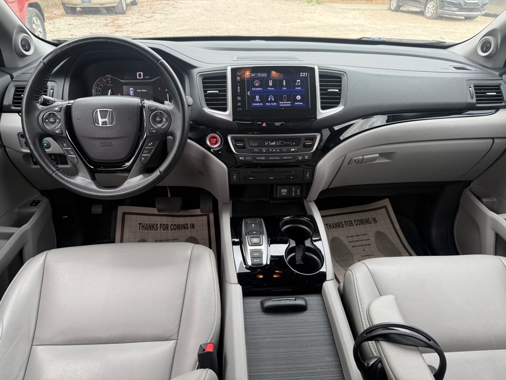 Photo 33 of this HONDA PILOT