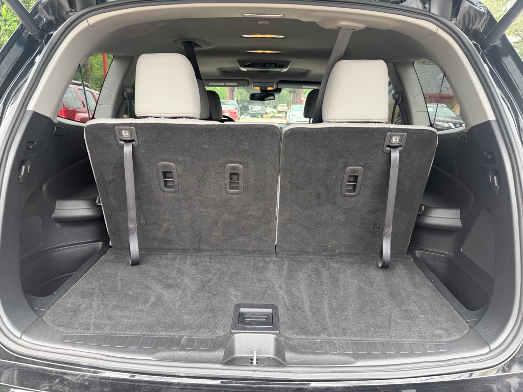 Photo 13 of this HONDA PILOT
