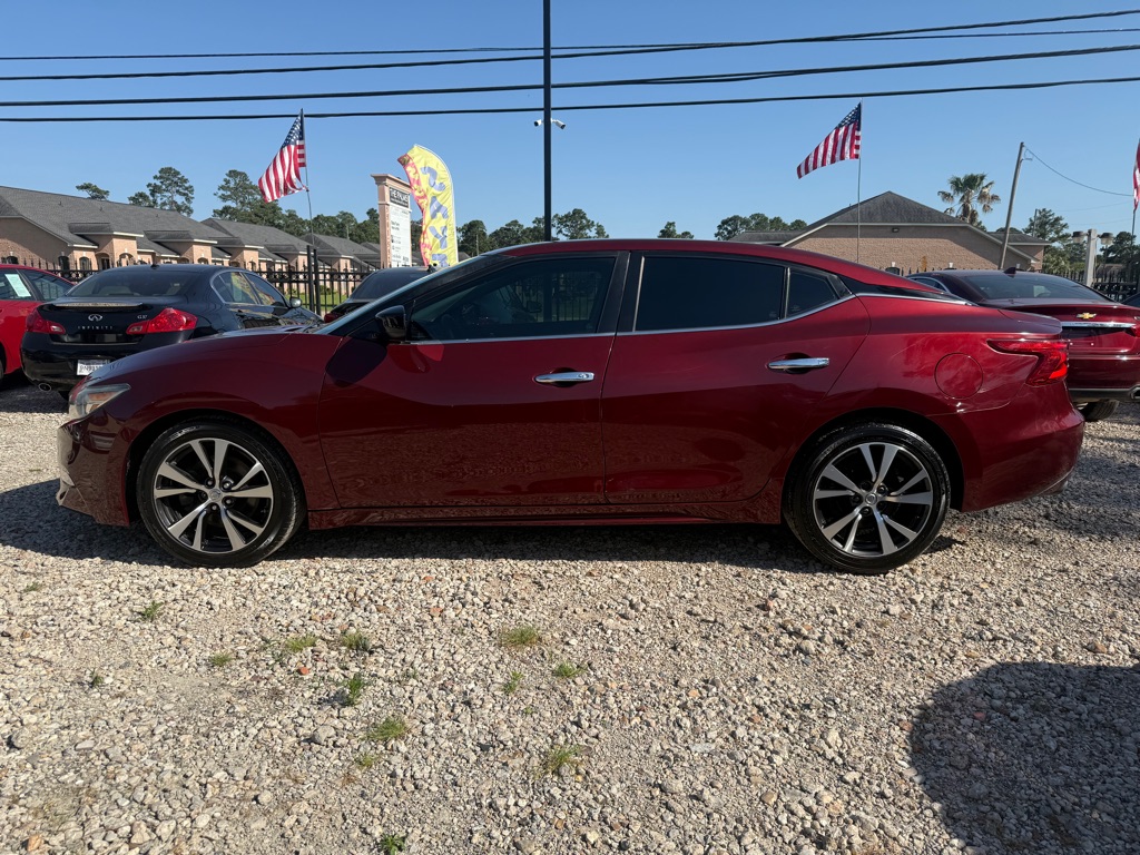 Photo 9 of this NISSAN MAXIMA