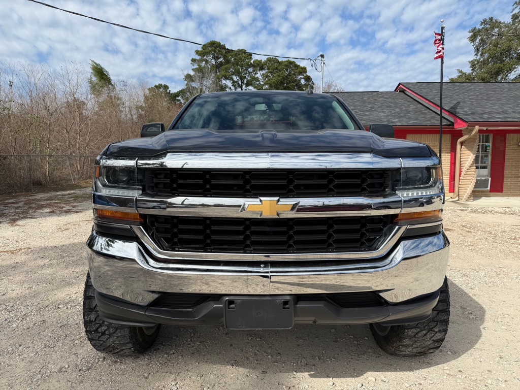 Photo 2 of this CHEVROLET SILVERADO 1500