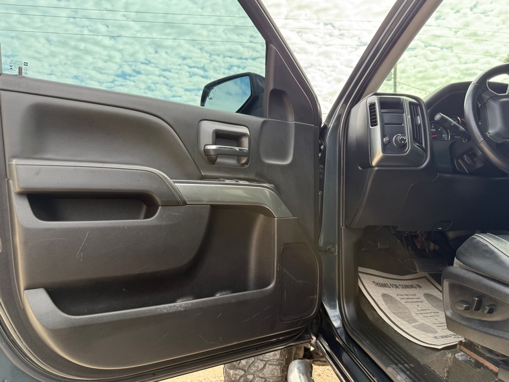 Photo 16 of this CHEVROLET SILVERADO 1500