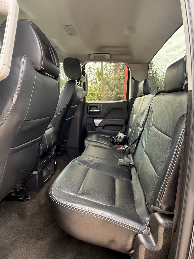 Photo 26 of this CHEVROLET SILVERADO 1500