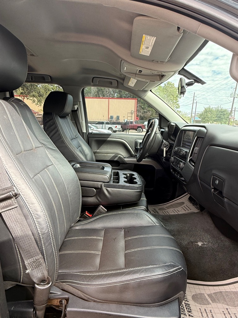 Photo 24 of this CHEVROLET SILVERADO 1500