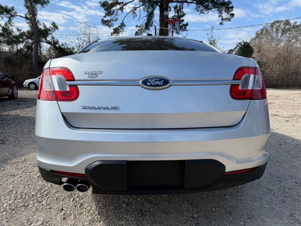 Photo 6 of this FORD TAURUS