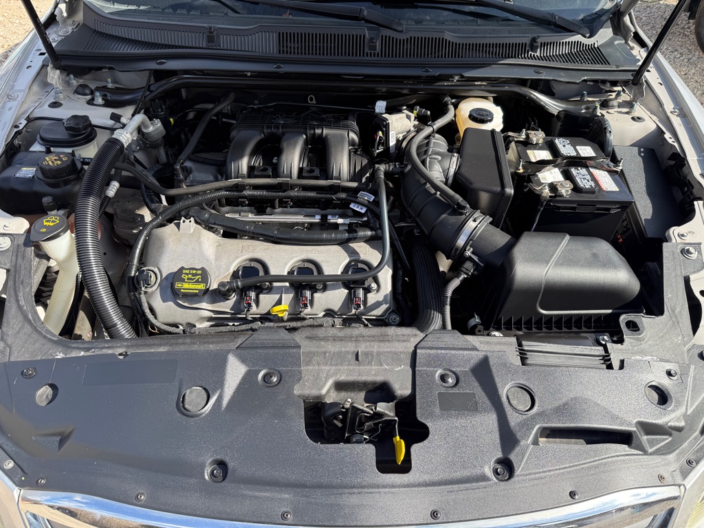 Photo 35 of this FORD TAURUS