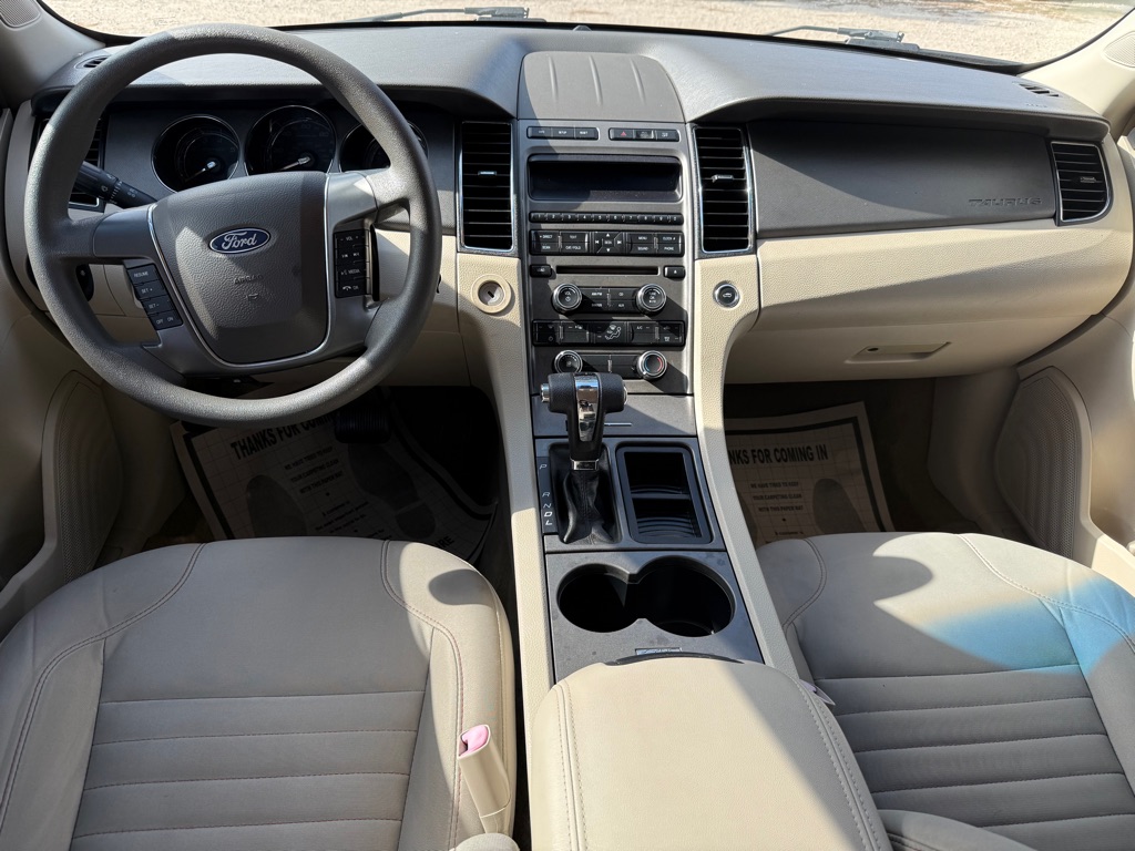 Photo 13 of this FORD TAURUS