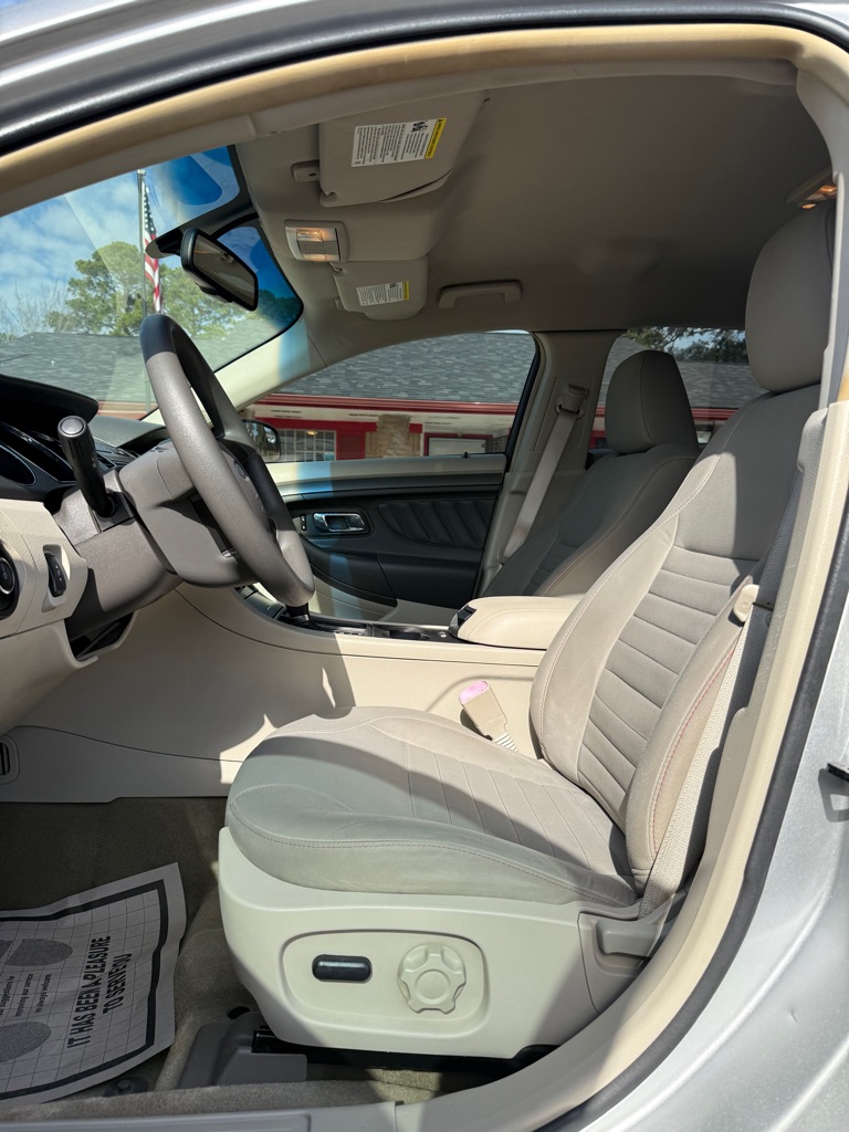 Photo 8 of this FORD TAURUS
