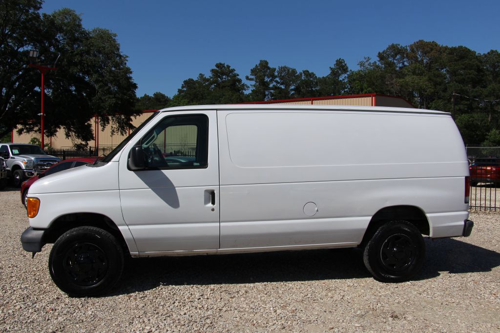 Photo 4 of this FORD ECONOLINE