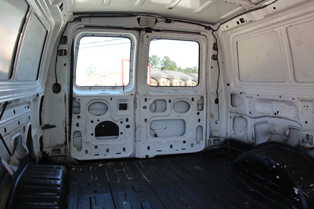 Photo 14 of this FORD ECONOLINE
