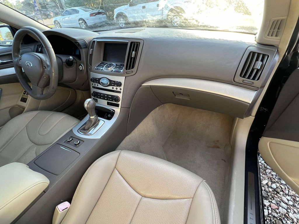 Photo 21 of this INFINITI G37