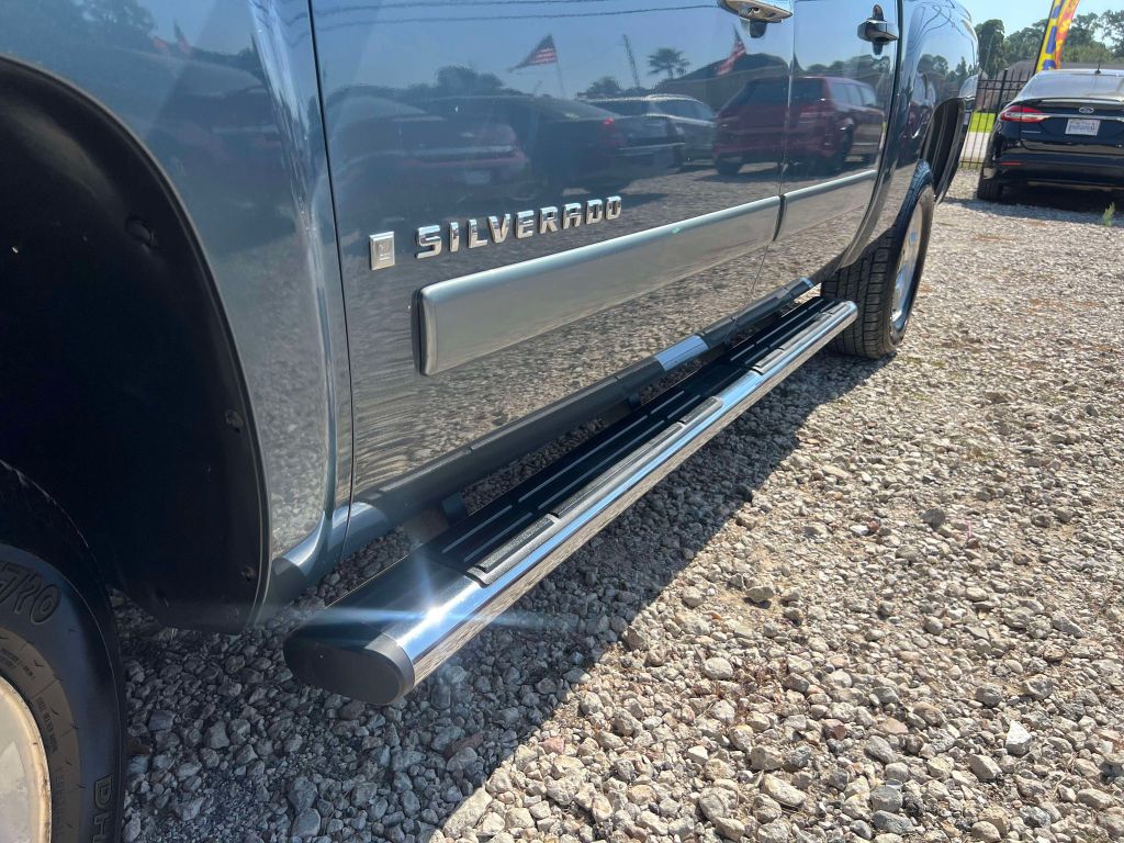 Photo 8 of this CHEVROLET SILVERADO 1500
