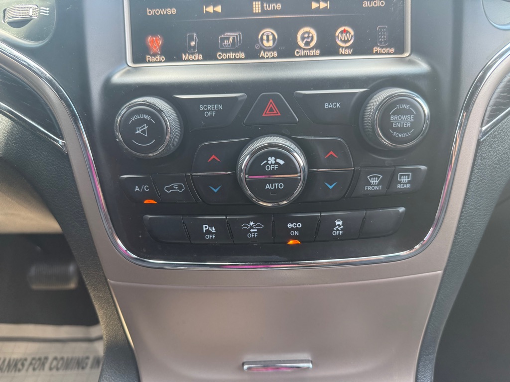 Photo 18 of this JEEP GRAND CHEROKEE