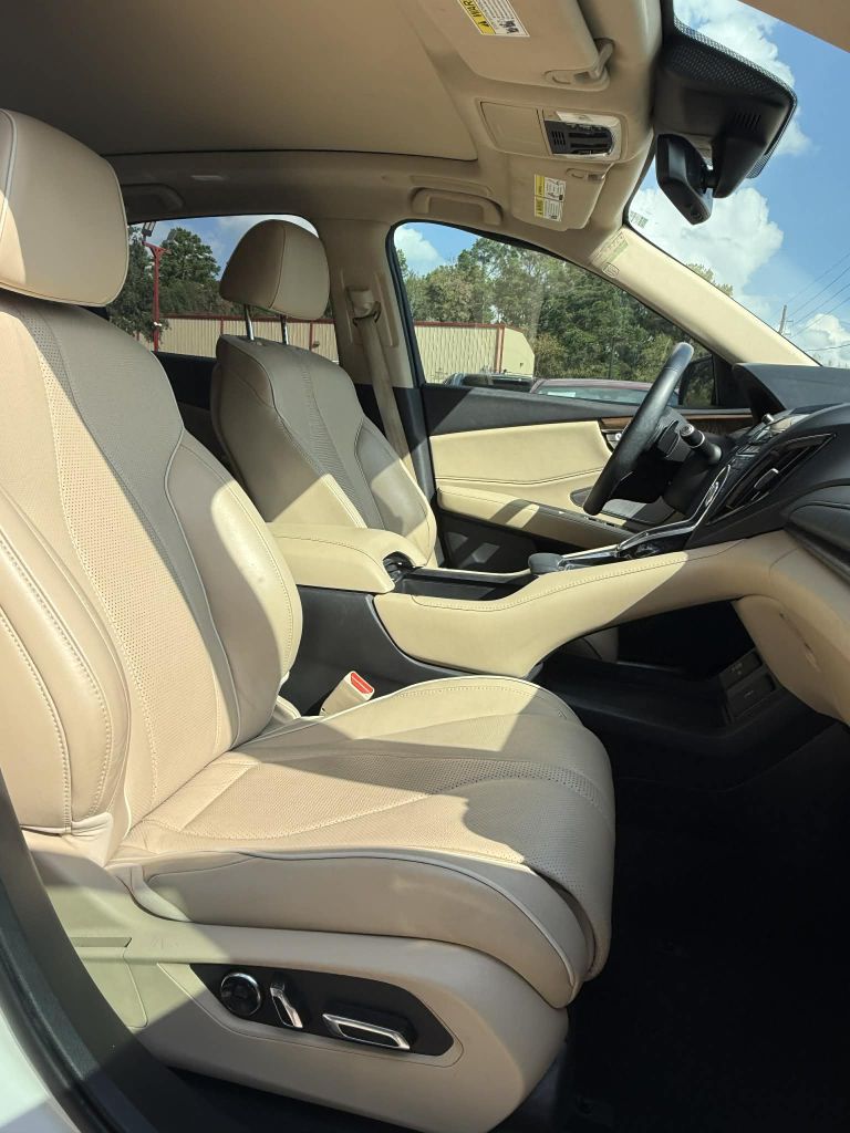 Photo 32 of this ACURA RDX