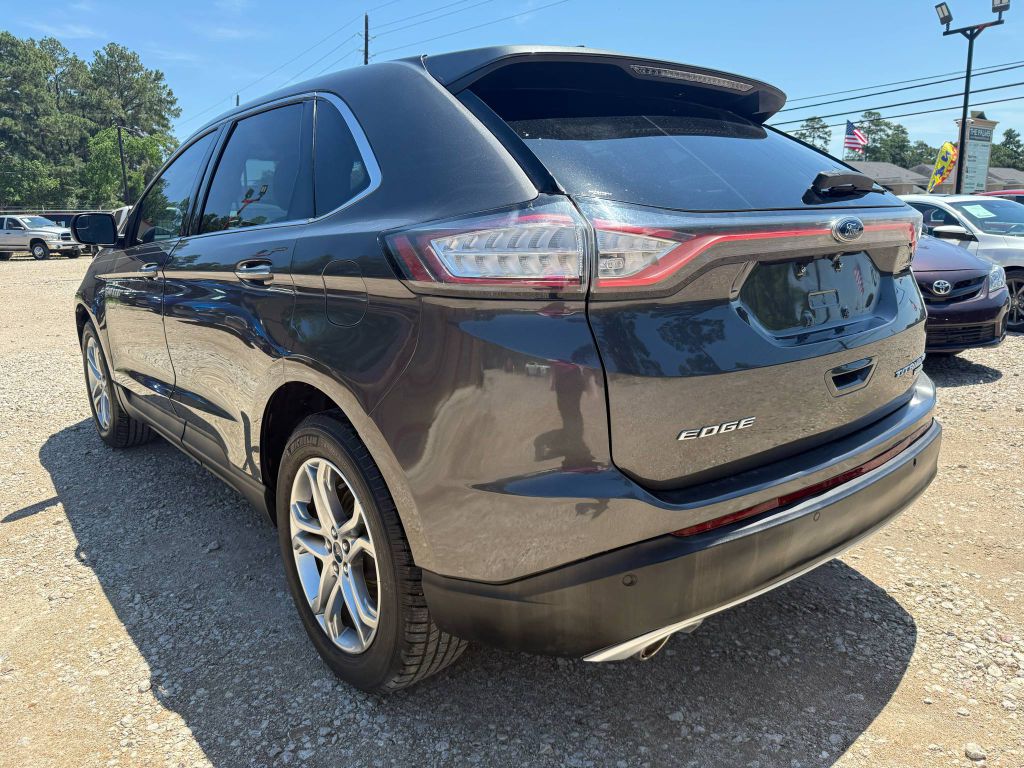 Photo 7 of this FORD EDGE