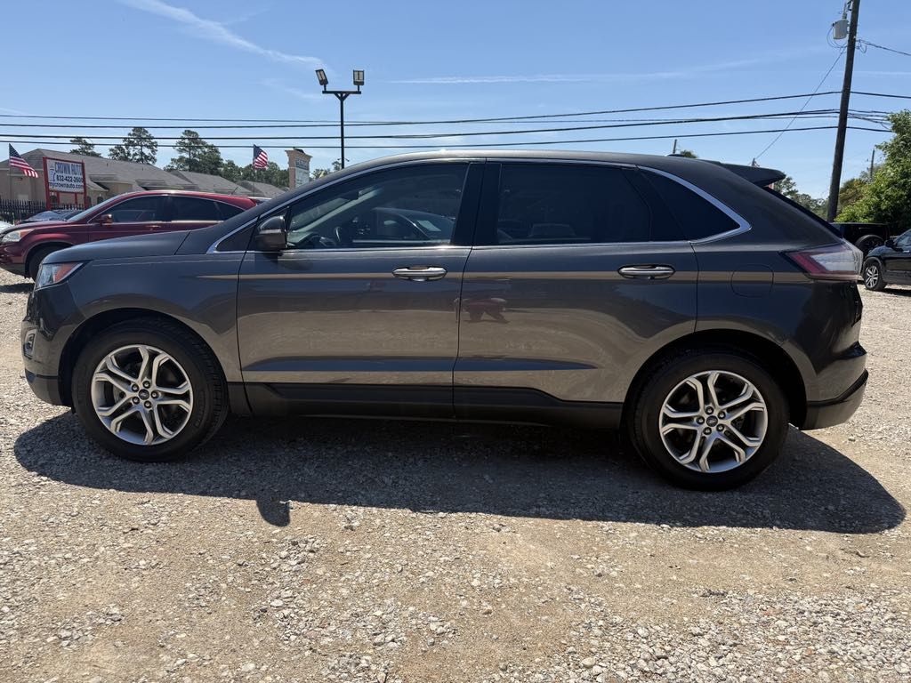Photo 8 of this FORD EDGE