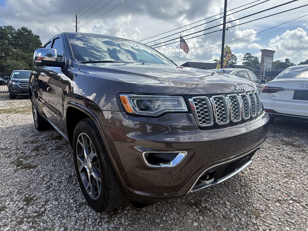 Photo 3 of this JEEP GRAND CHEROKEE