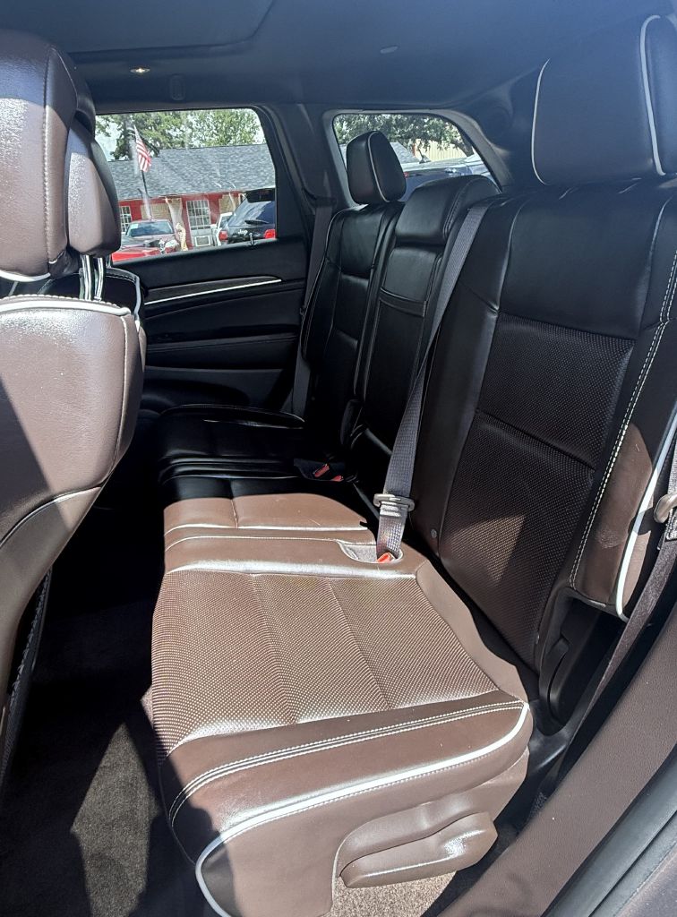 Photo 39 of this JEEP GRAND CHEROKEE