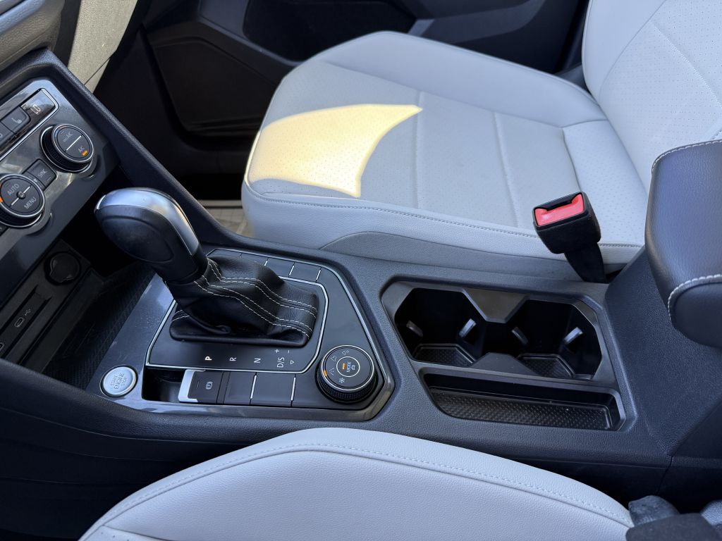 Photo 33 of this VOLKSWAGEN TIGUAN