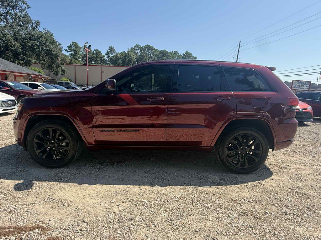 Photo 4 of this JEEP GRAND CHEROKEE