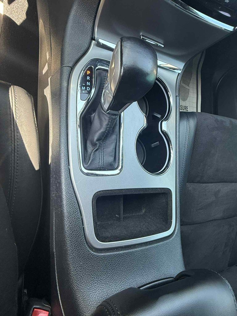 Photo 22 of this JEEP GRAND CHEROKEE