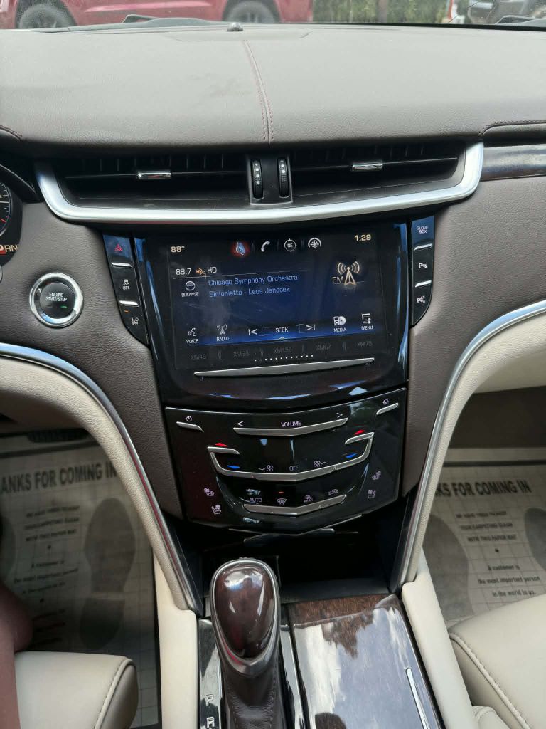Photo 16 of this CADILLAC XTS
