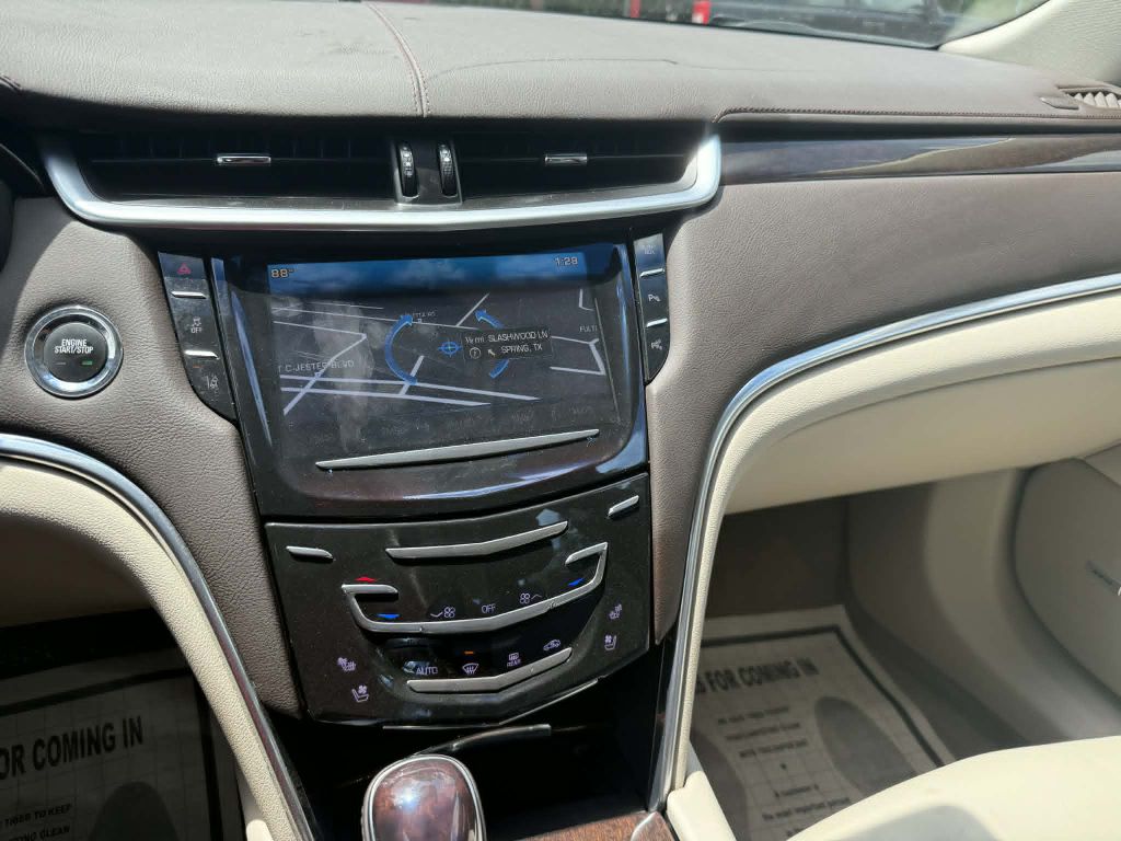 Photo 18 of this CADILLAC XTS