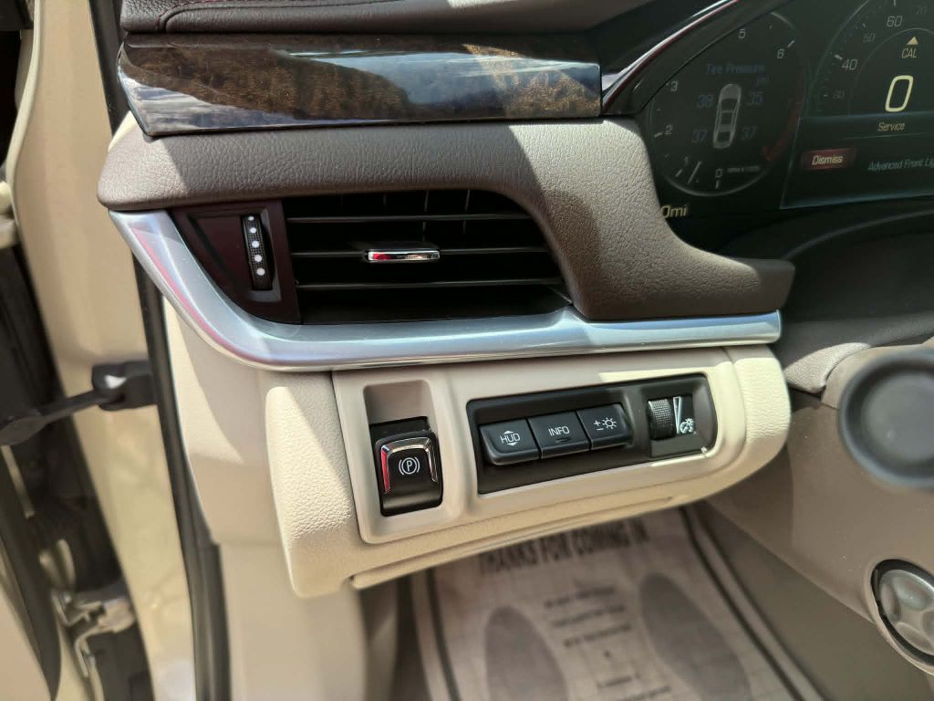 Photo 24 of this CADILLAC XTS