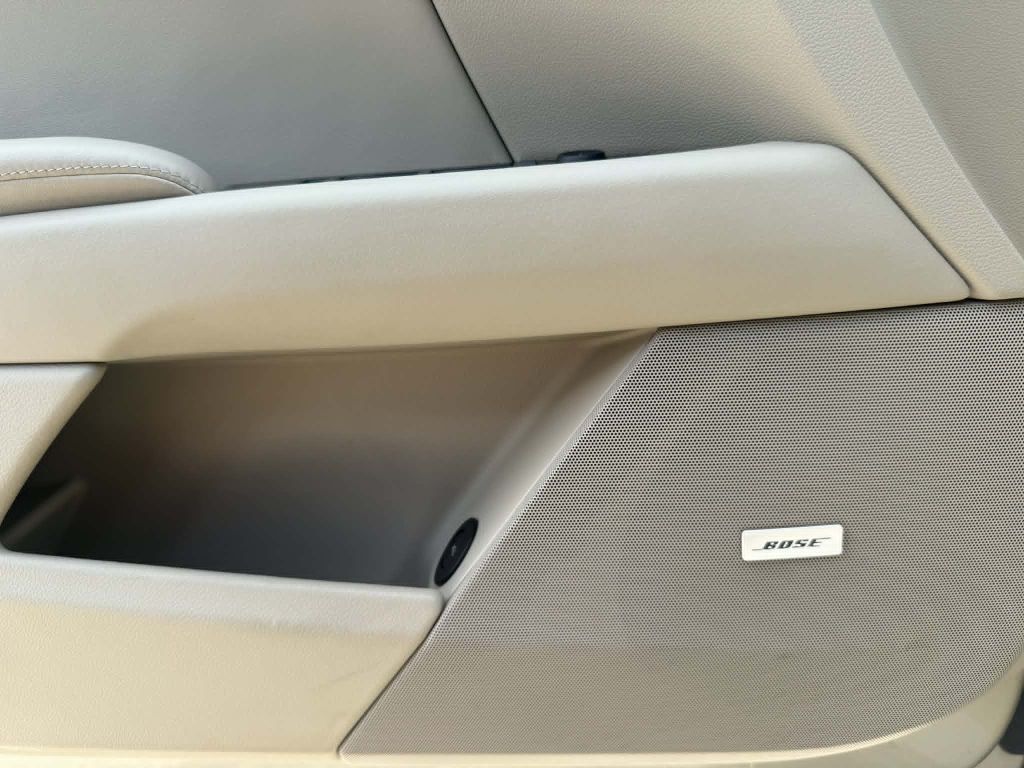 Photo 26 of this CADILLAC XTS